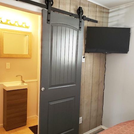 Reno Motel Salmo Εξωτερικό φωτογραφία