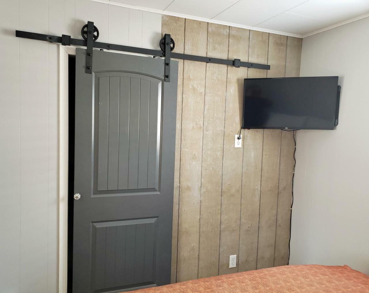 Reno Motel Salmo Εξωτερικό φωτογραφία