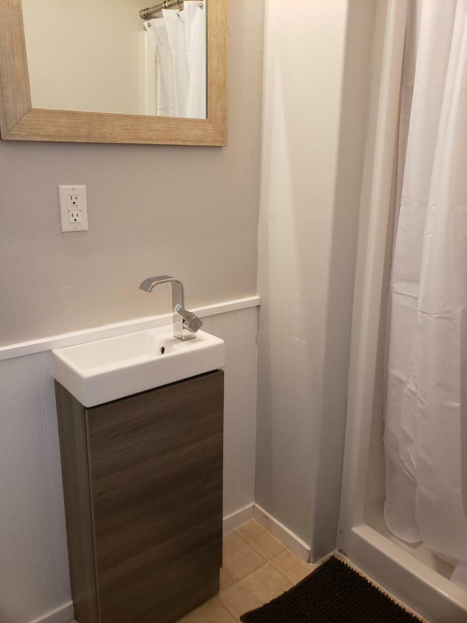 Reno Motel Salmo Εξωτερικό φωτογραφία
