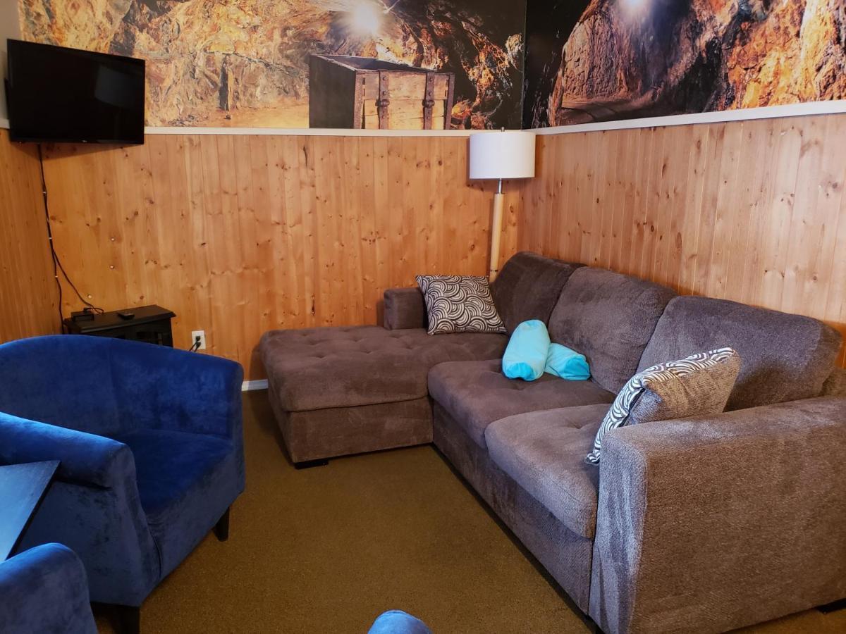 Reno Motel Salmo Εξωτερικό φωτογραφία